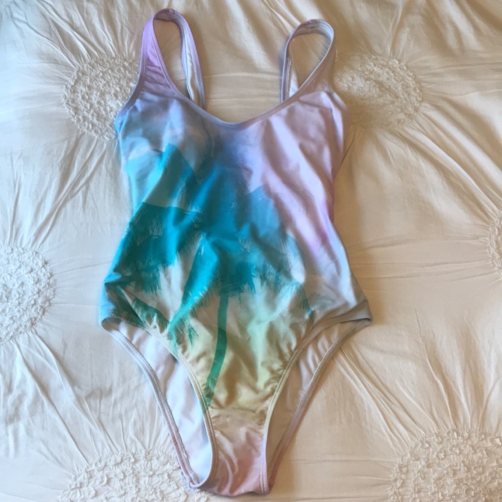 One piece bathing suit